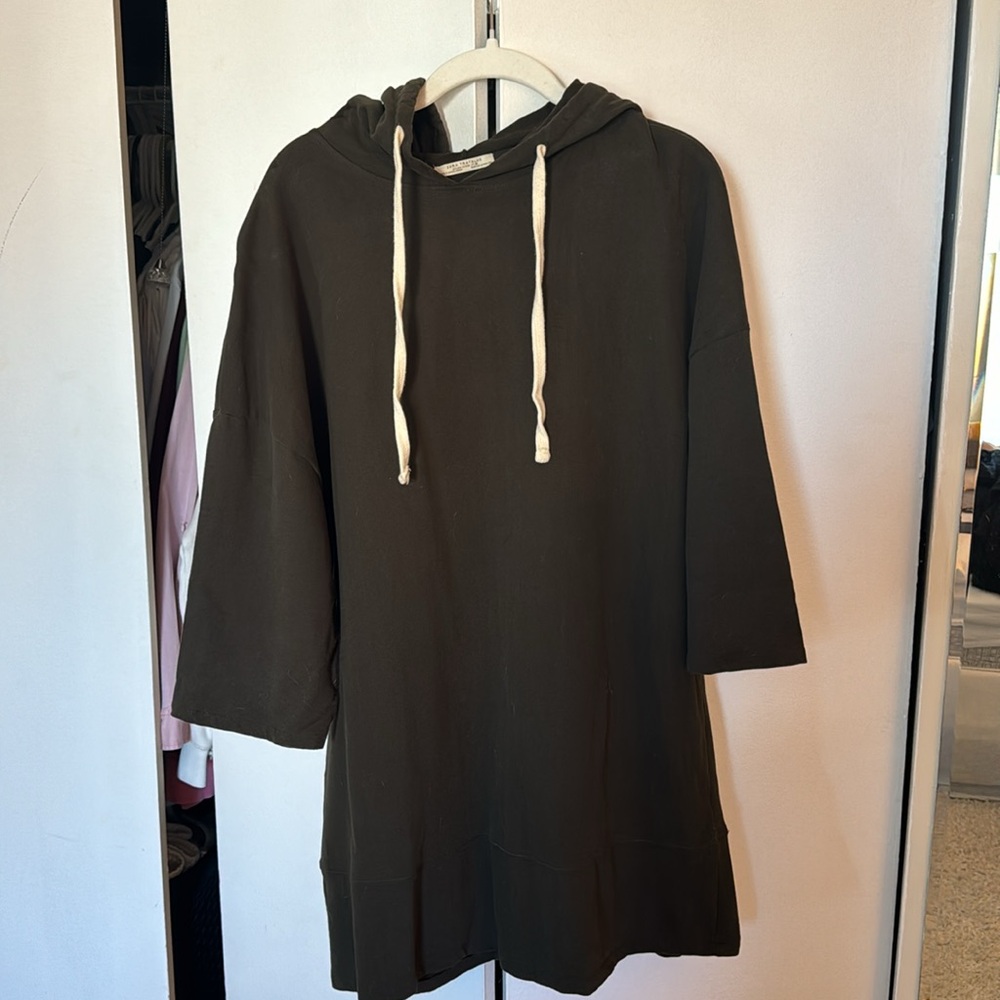 Zara hoodie dress size M